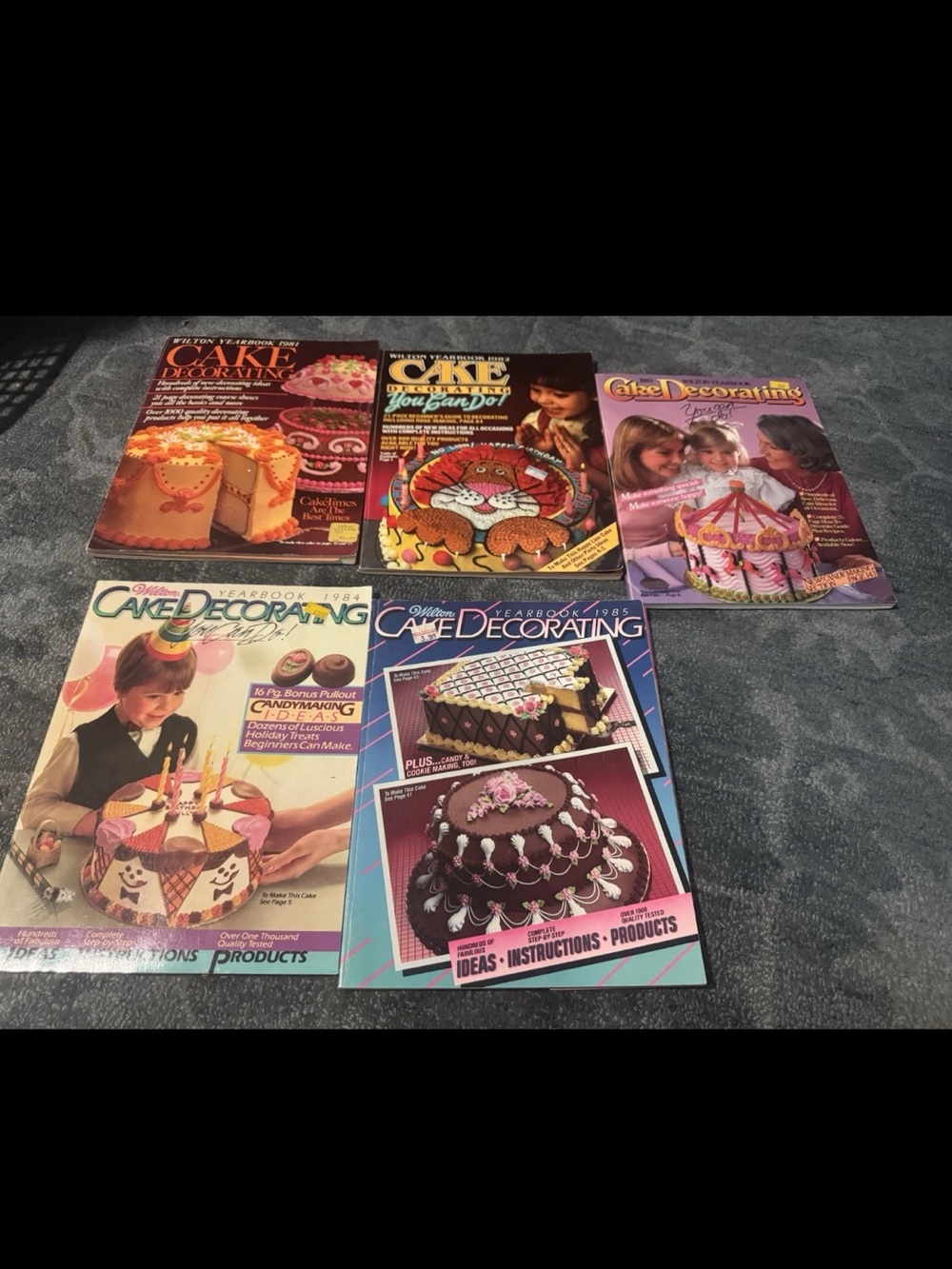 Vintage 80s Wilton Cake Decorating Yearbooks Lot of 5, 1981-1985
